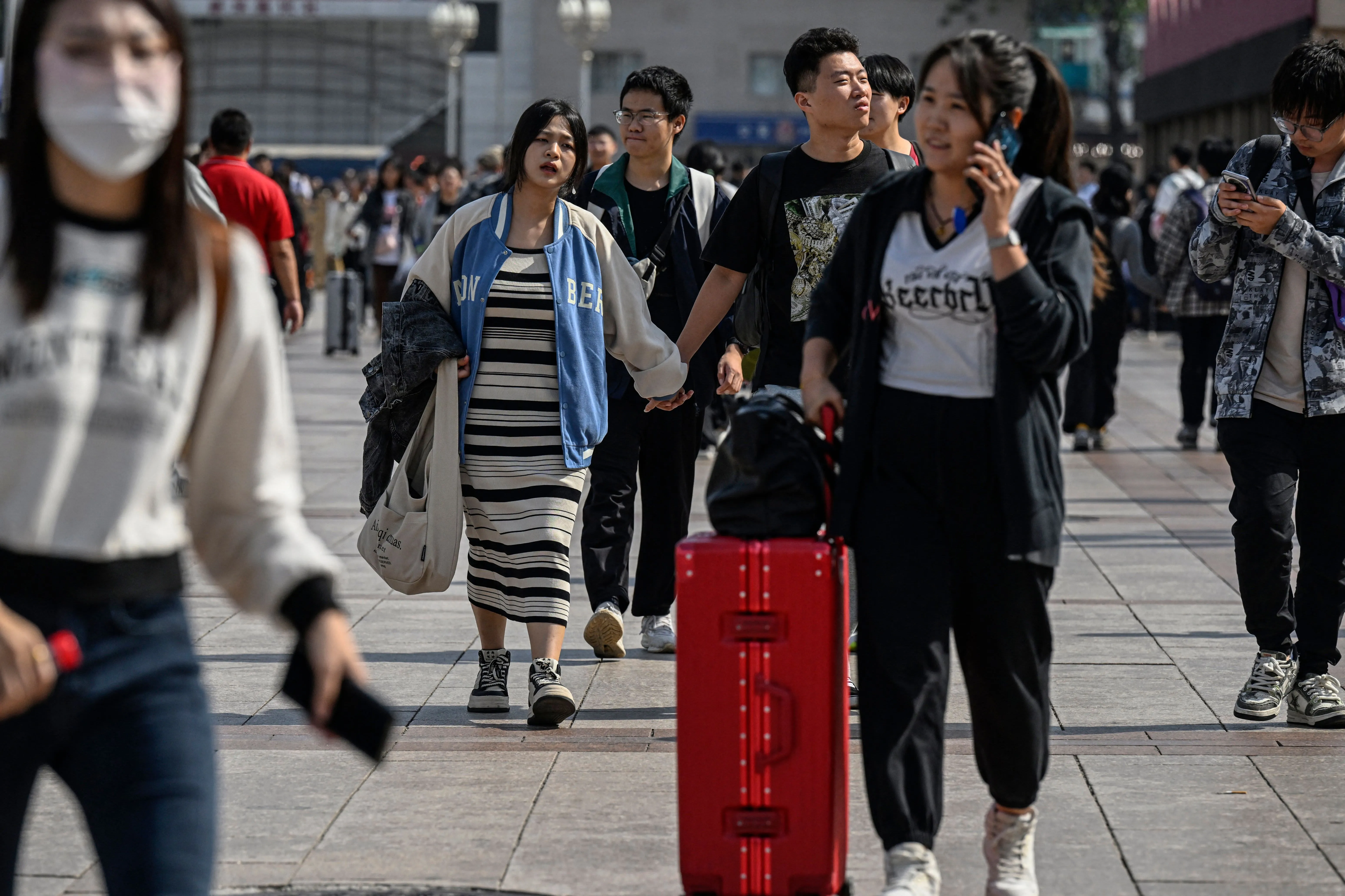 “黄金周”中国经济危机影响全球市场